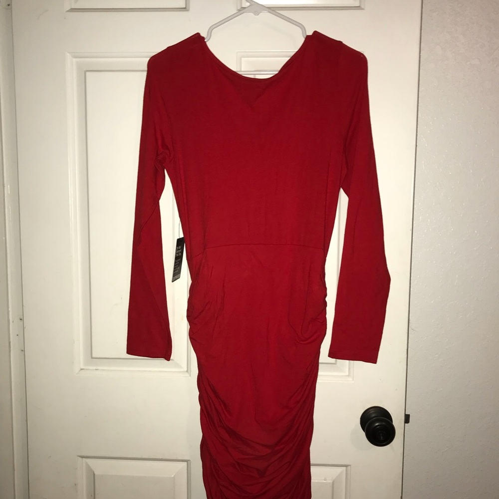 Express dress - Picture 2 of 2